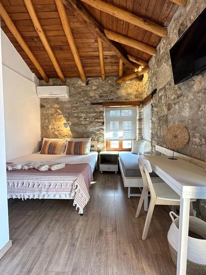 Casa La Bohema Aparthotel Afytos
