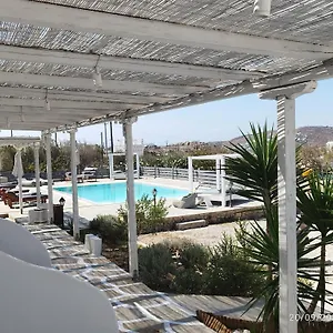 Nikos , Mykonos Town Greece